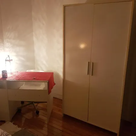 House Zen Acogedoras En El Corazon De Bilbao,para Viajeros Expres Exclusiva Para Hombres منزل للإقامة بلباو