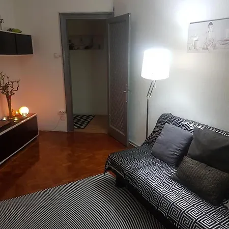 House Zen Acogedoras En El Corazon De Bilbao,para Viajeros Expres Exclusiva Para Hombres منزل للإقامة بلباو