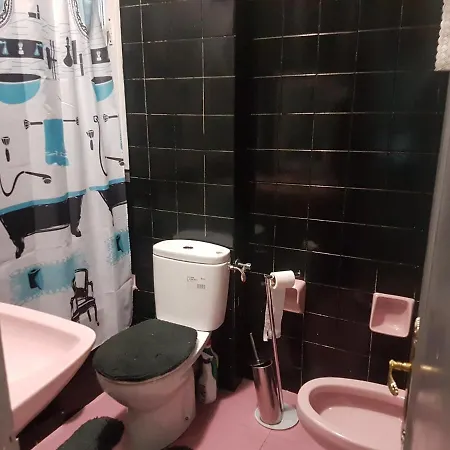 House Zen Acogedoras En El Corazon De Bilbao,para Viajeros Expres Exclusiva Para Hombres منزل للإقامة بلباو